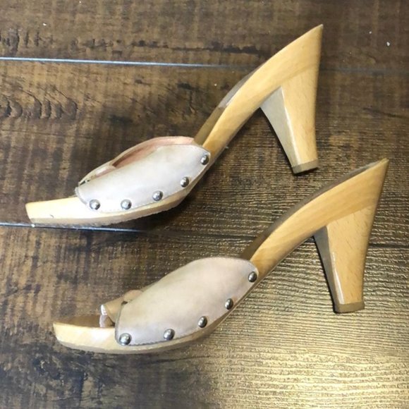 Vintage CHANEL clog sandals - Picture 4 of 12